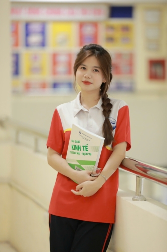 Hành trình học ngành Thương mại điện tử của một sinh viên trẻ